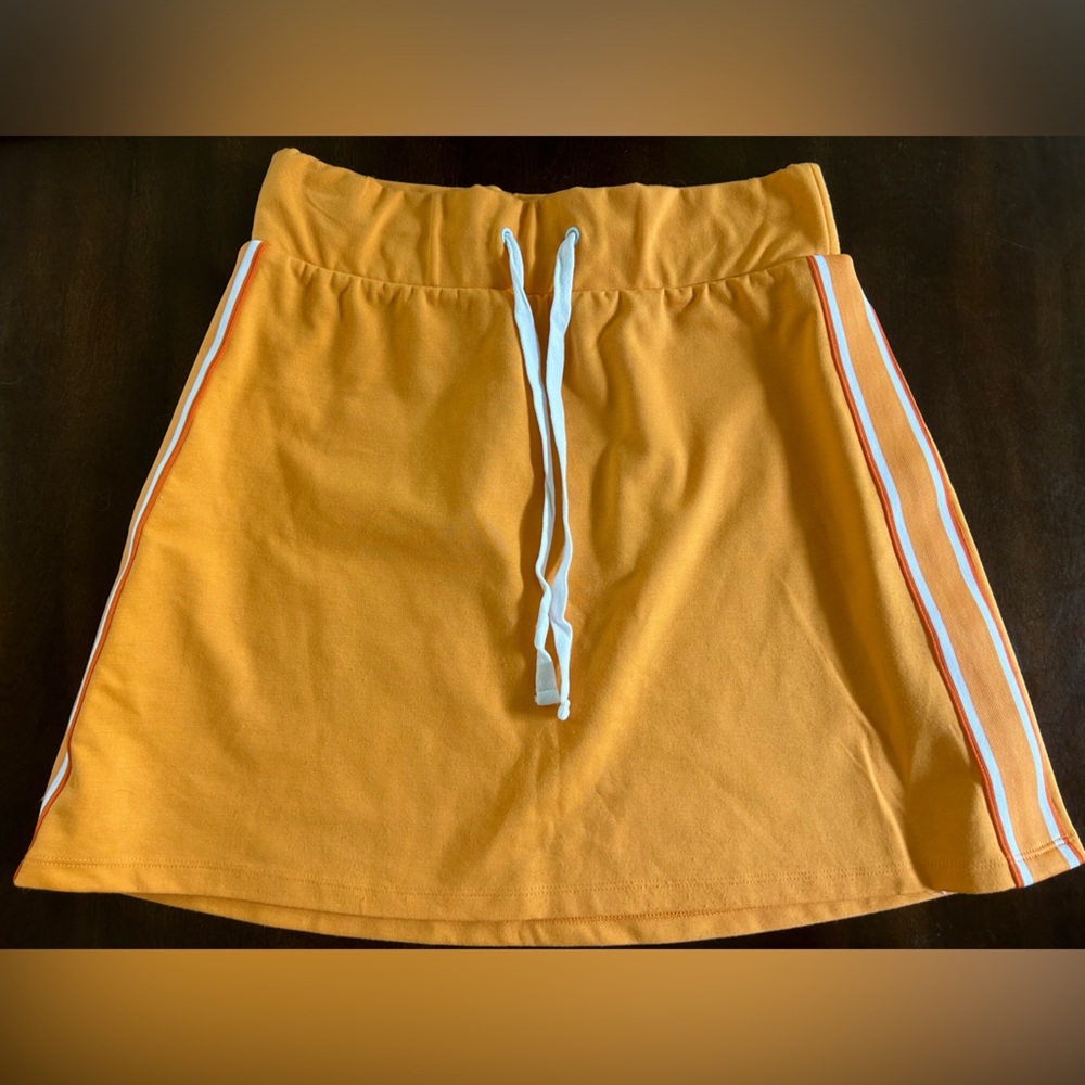 Women’s athletic skort orange